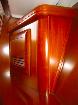 Beneteau_939_Cabinet1